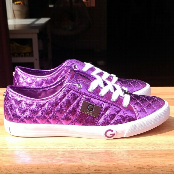 (NEW) GUESS Sneakers metallic purple (size 7) - Picture 2 of 8